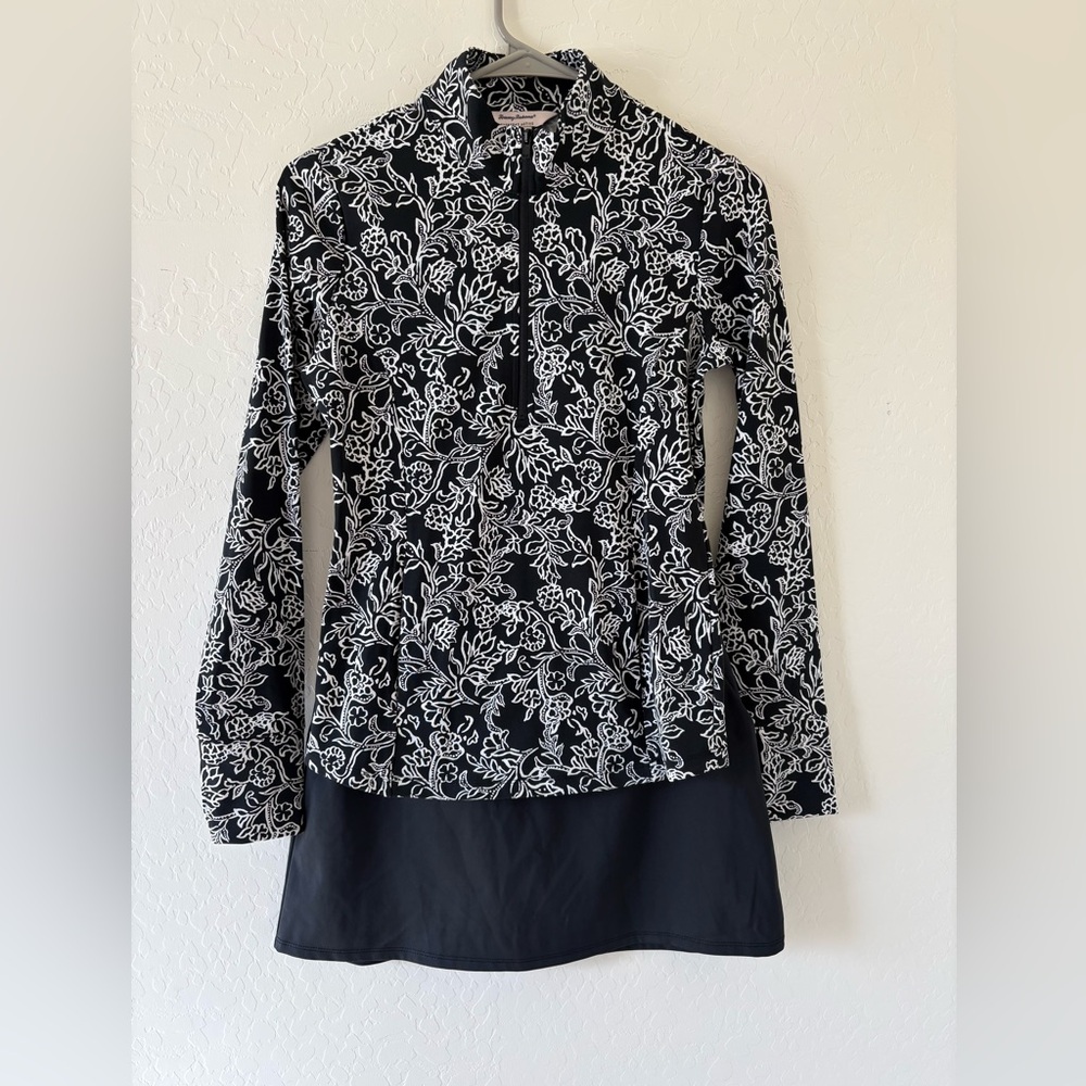 Tommy Bahama Black & White Floral Zip-Front Active Top & Skirt Set Golf/Tennis